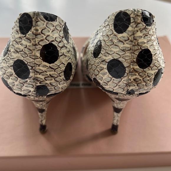 Miu Miu Python Polka Dot Printed Heels - Picture 2 of 4